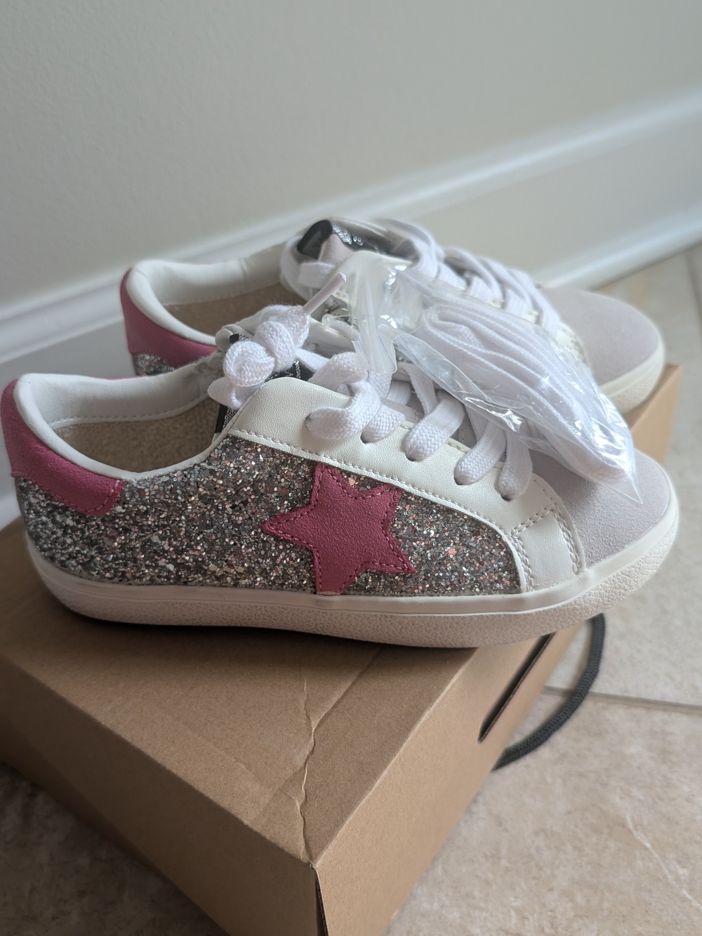 Vintage Havana Kids Glitter Star Sneakers in Pink and Silver